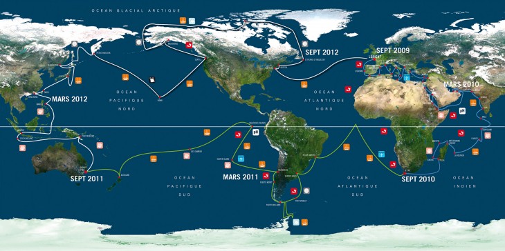 Carte du monde avec les noms des oceans