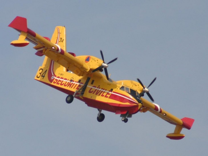 Canadair CL-415