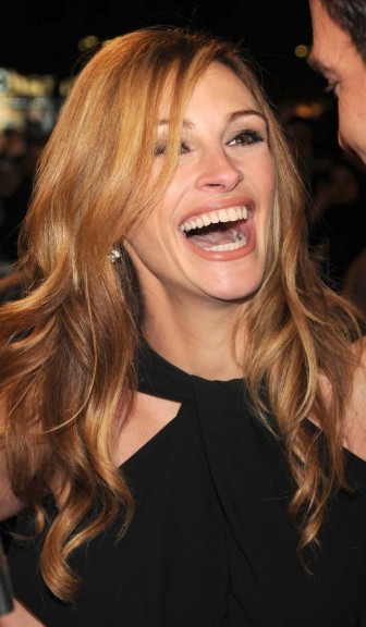 Julia Roberts store grin