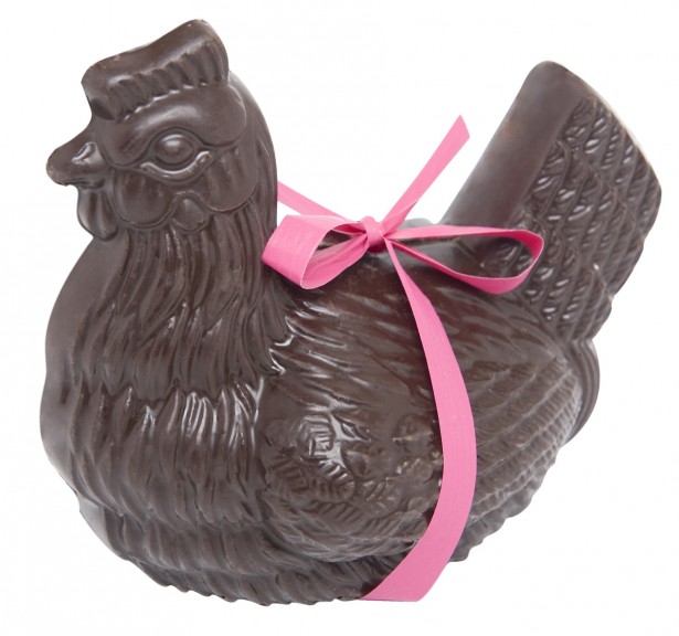 Poule en chocolat noir