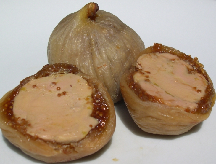 Figs stuffed with foie gras