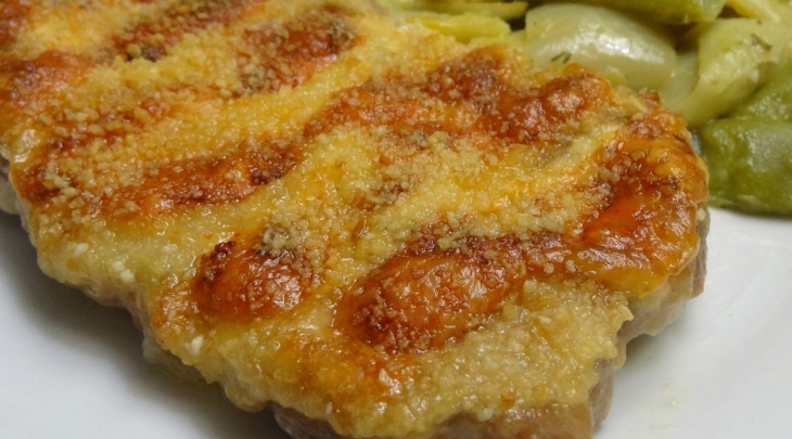 Pork ribs with cheese