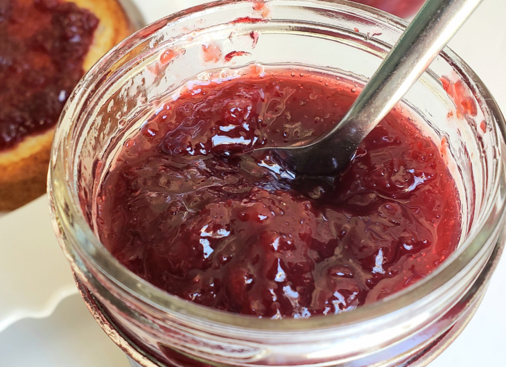 Confiture cerise maison