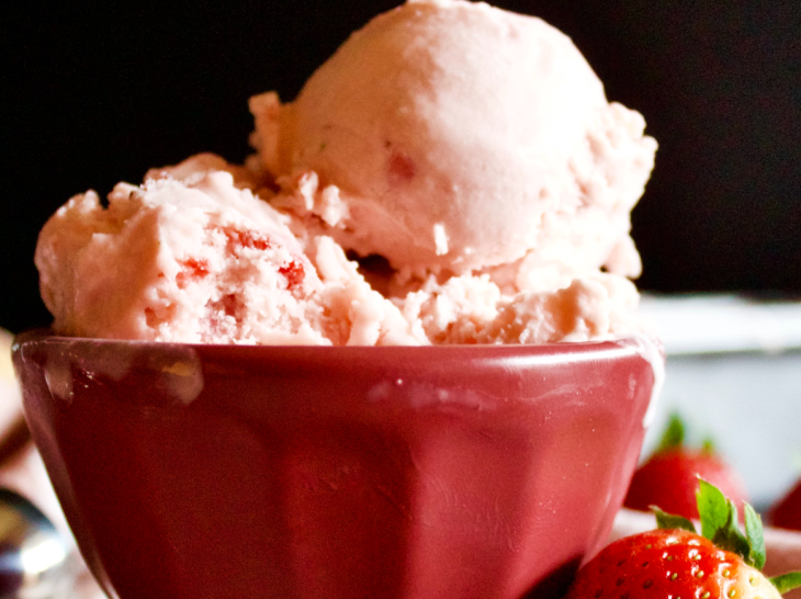 Glace maison fraise et vanille