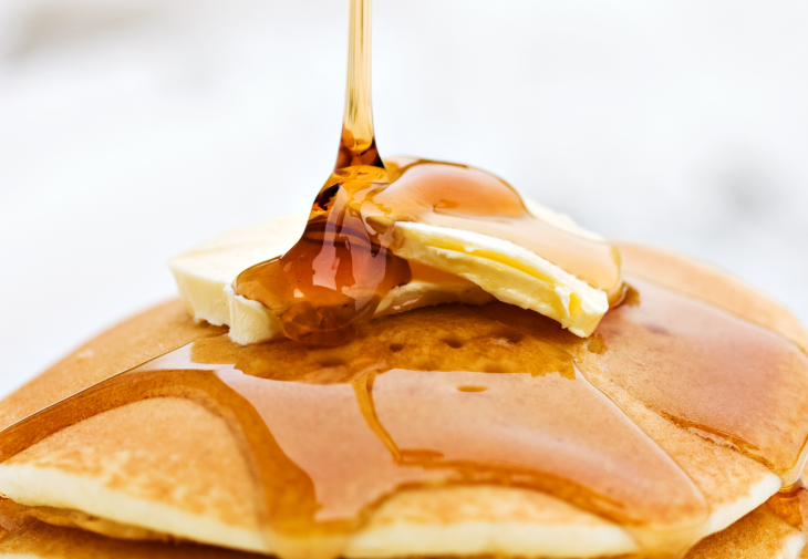 Maple syrup on pancake