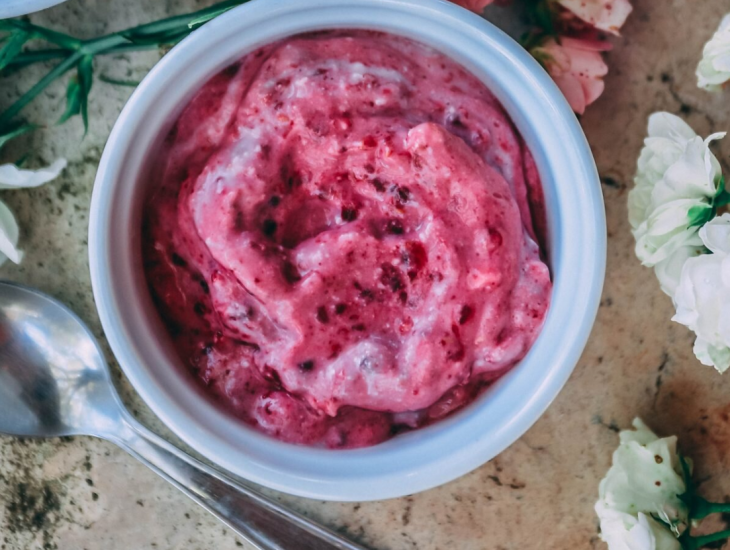 Yogur helado de bayas