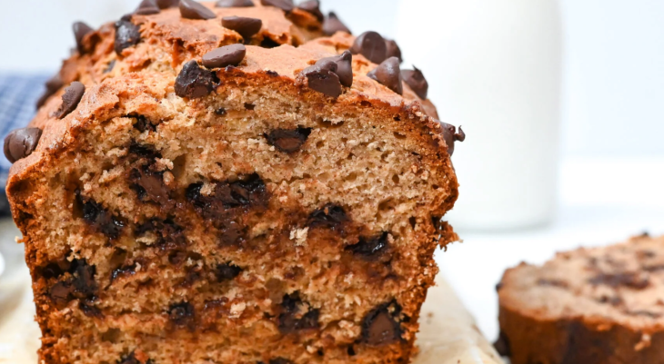 Banana, walnut and chocolate chip cake